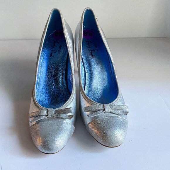 Lovely People Silver Leather Round Toe Heels 8.5 - Picture 4 of 10